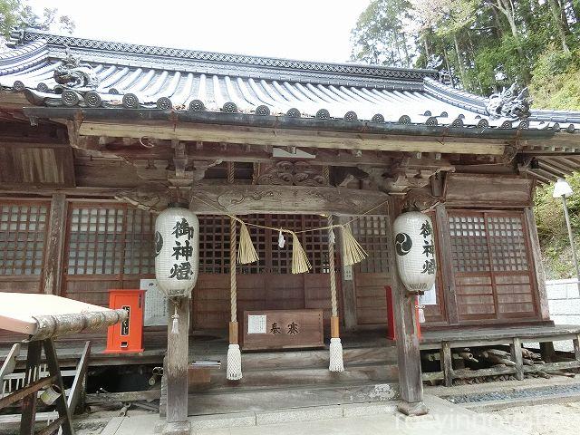 八幡神社７　拝殿